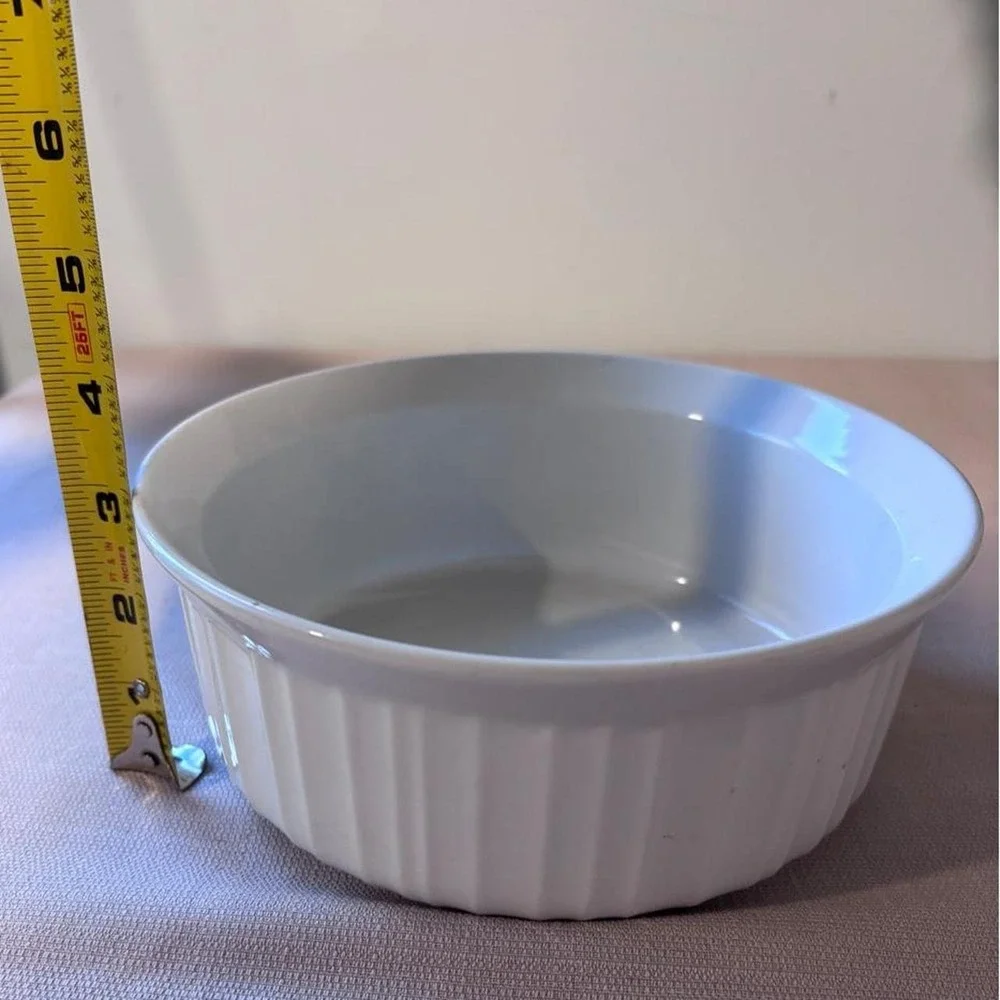 CorningWare French White 1.5 Qt Round Stoneware Casserole Souffle Dish 7.5